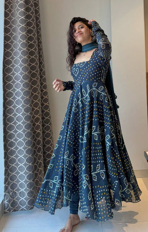 Maroon Georgette Bandhani Print Anarkali Gown