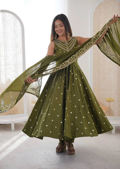 Roman Chanderi Silk Embroidered Anarkali Suit Set