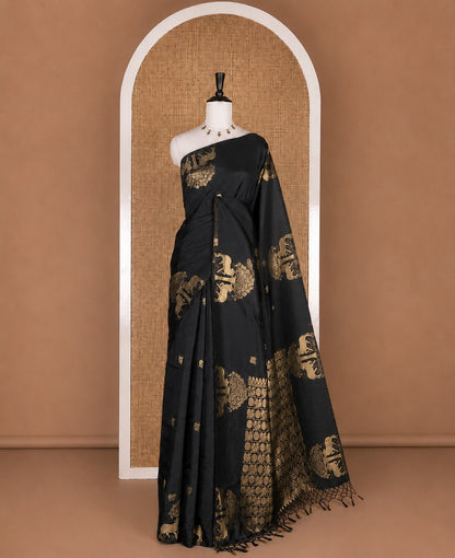 Zari Woven Banarasi Saree Set