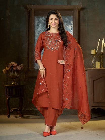 Floral Threadwork Marina Kurta Set (Plus size)