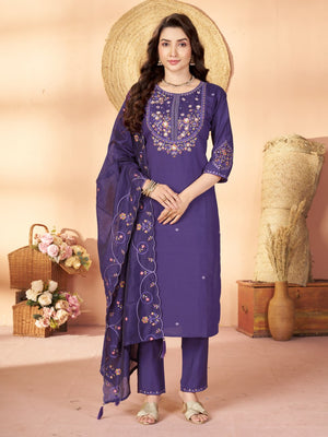 Floral Threadwork Marina Kurta Set (Plus size)