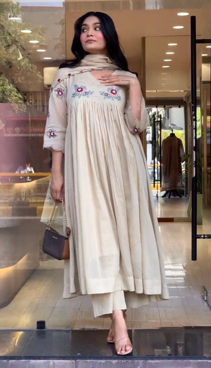Cream Roman Mul Embroidered Kurta Set
