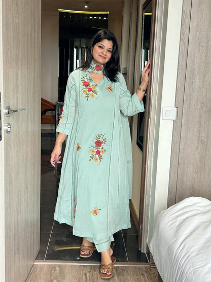 Floral Choker Neck Kurta Set