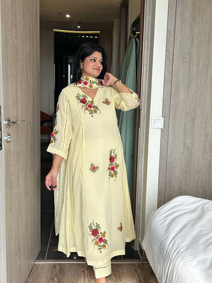 Floral Choker Neck Kurta Set