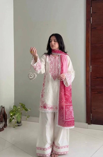 Lace Border Rayon Kurta Set