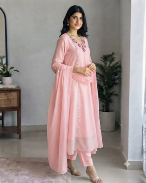 Blush Mirror Embroidered Kurta Set