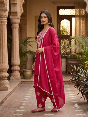 Fuchsia Paisley Embroidered Kurta Salwar