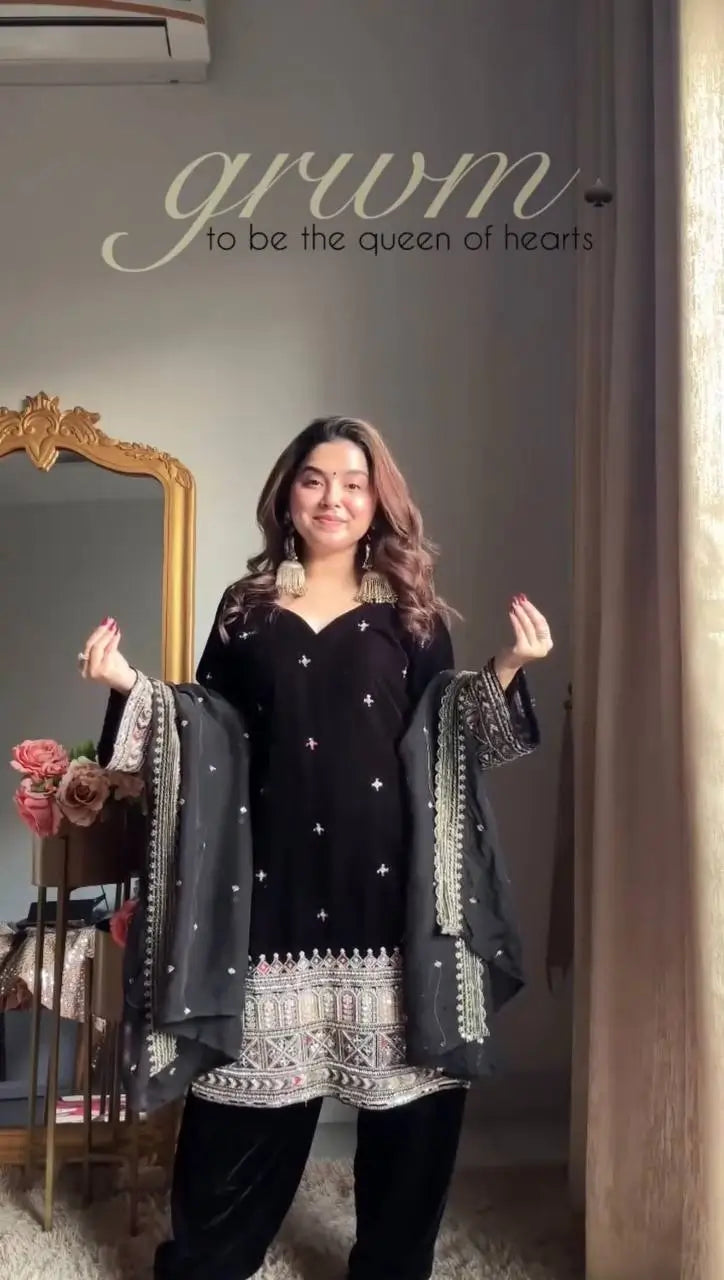 Heavy Velvet Embroidered Kurti Plazzo Set