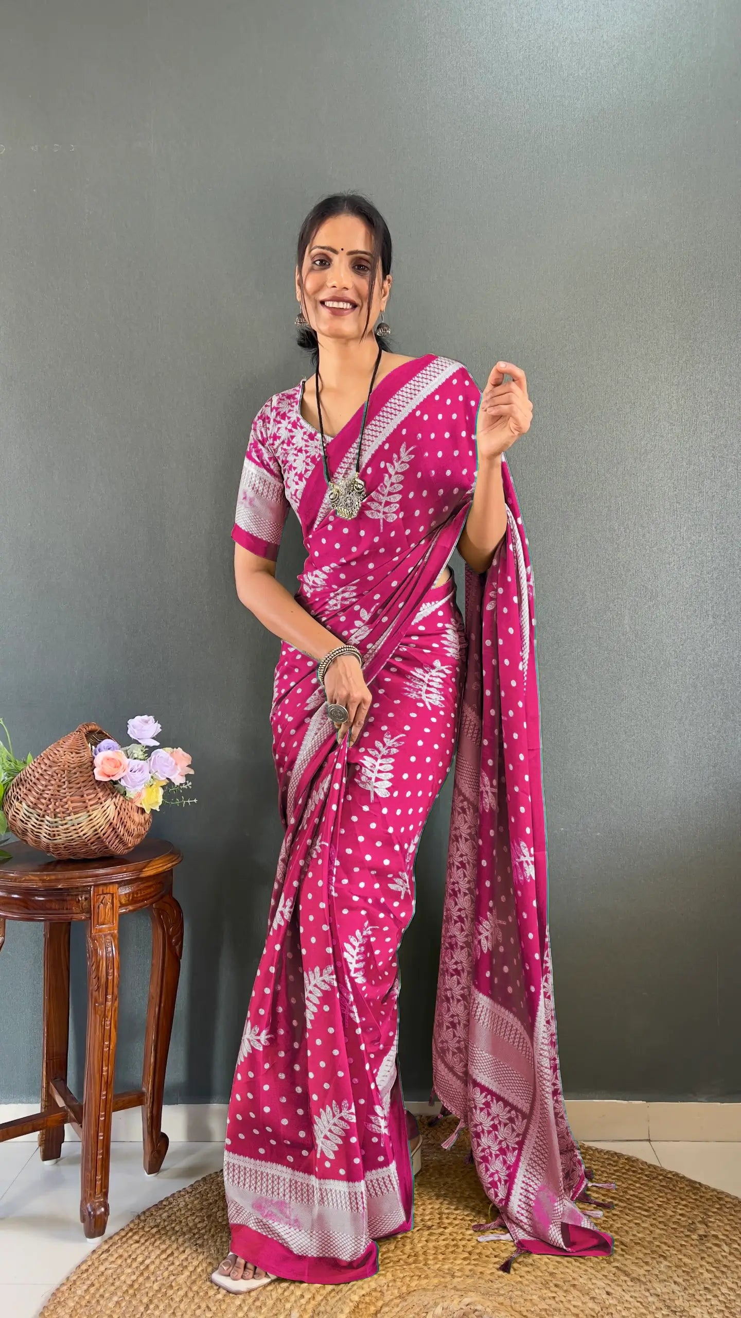 Bandhani Leaf Print Saree