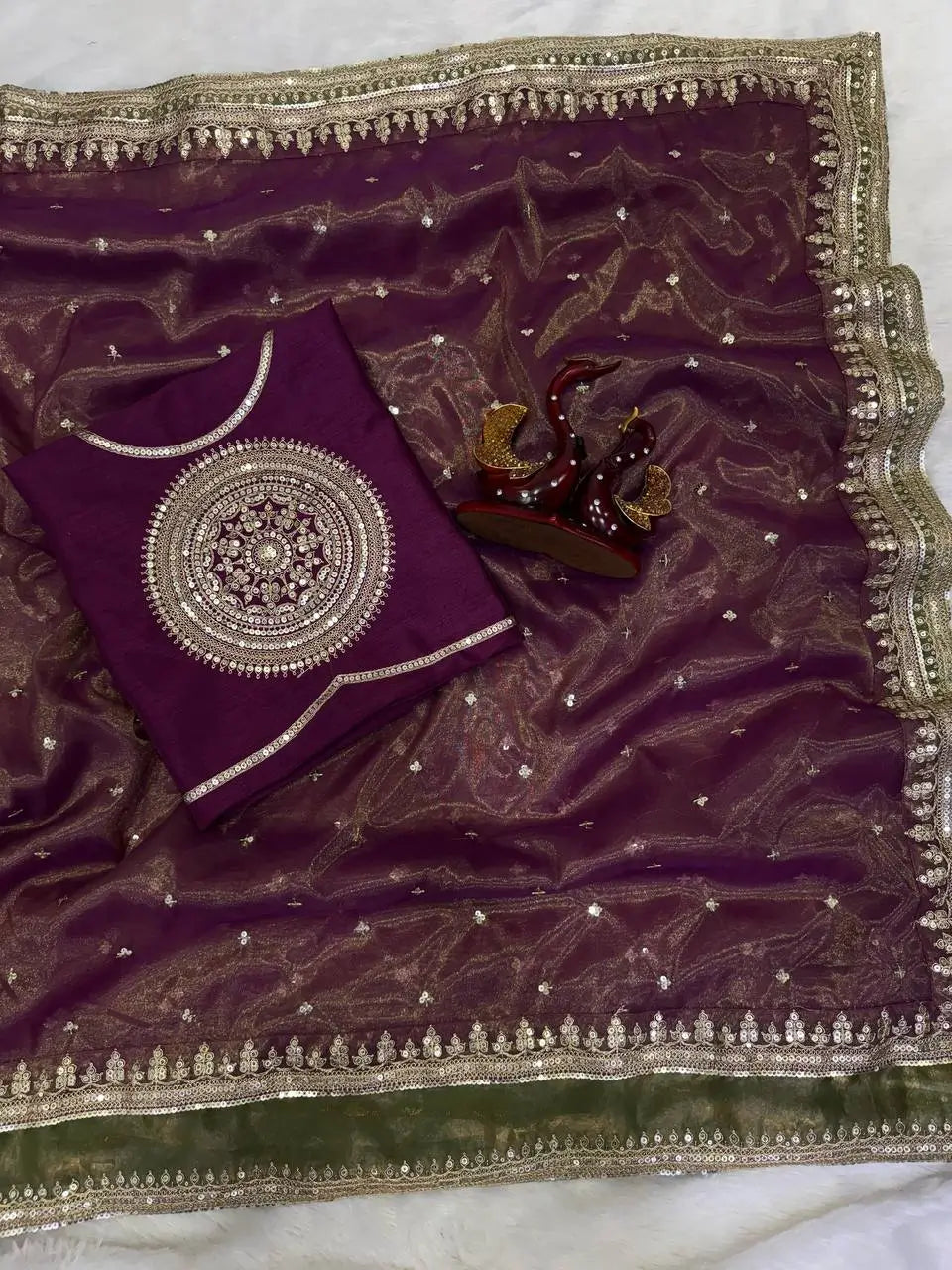 Bollywood inspired Twil shimmer silk saree with blouse