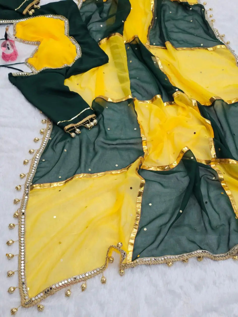 Box Pattern Georgette Saree with Mirror Work and Gotta Lace