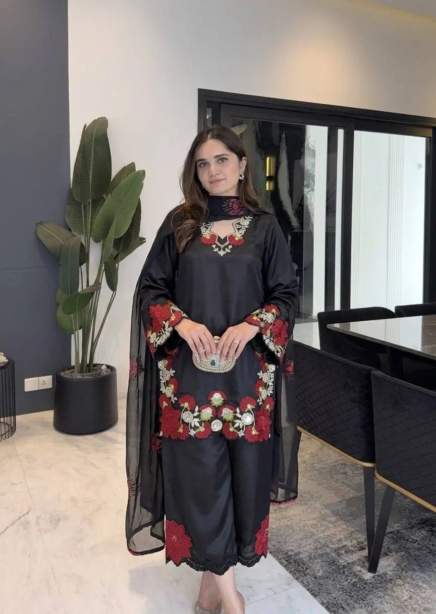 Champagne Applique Kurta Set