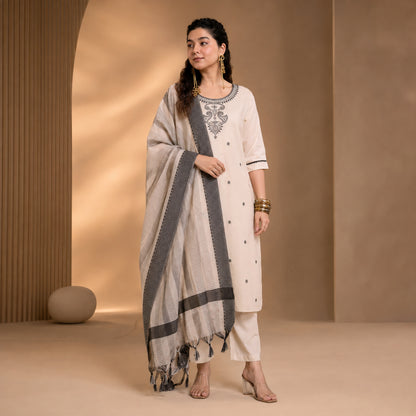 Ivory Paisley Embroidered Kurta