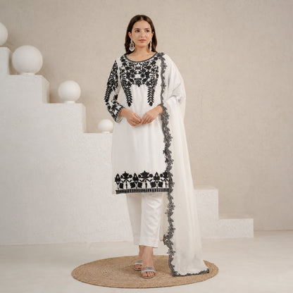 Fox Georgette Kurta Set With Floral Embroidery