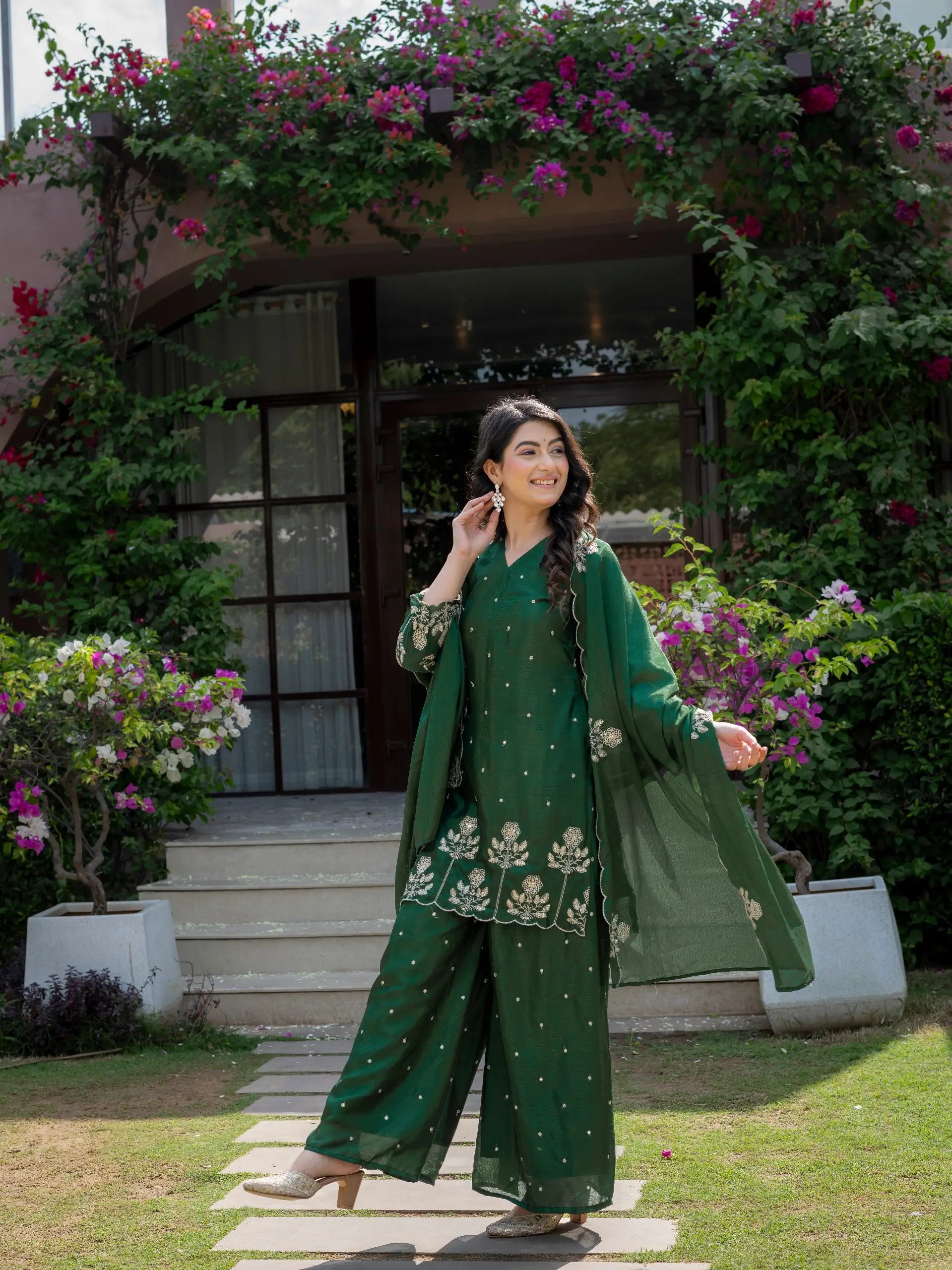 Chinnon Embroidered Kurta Set With Dupatta