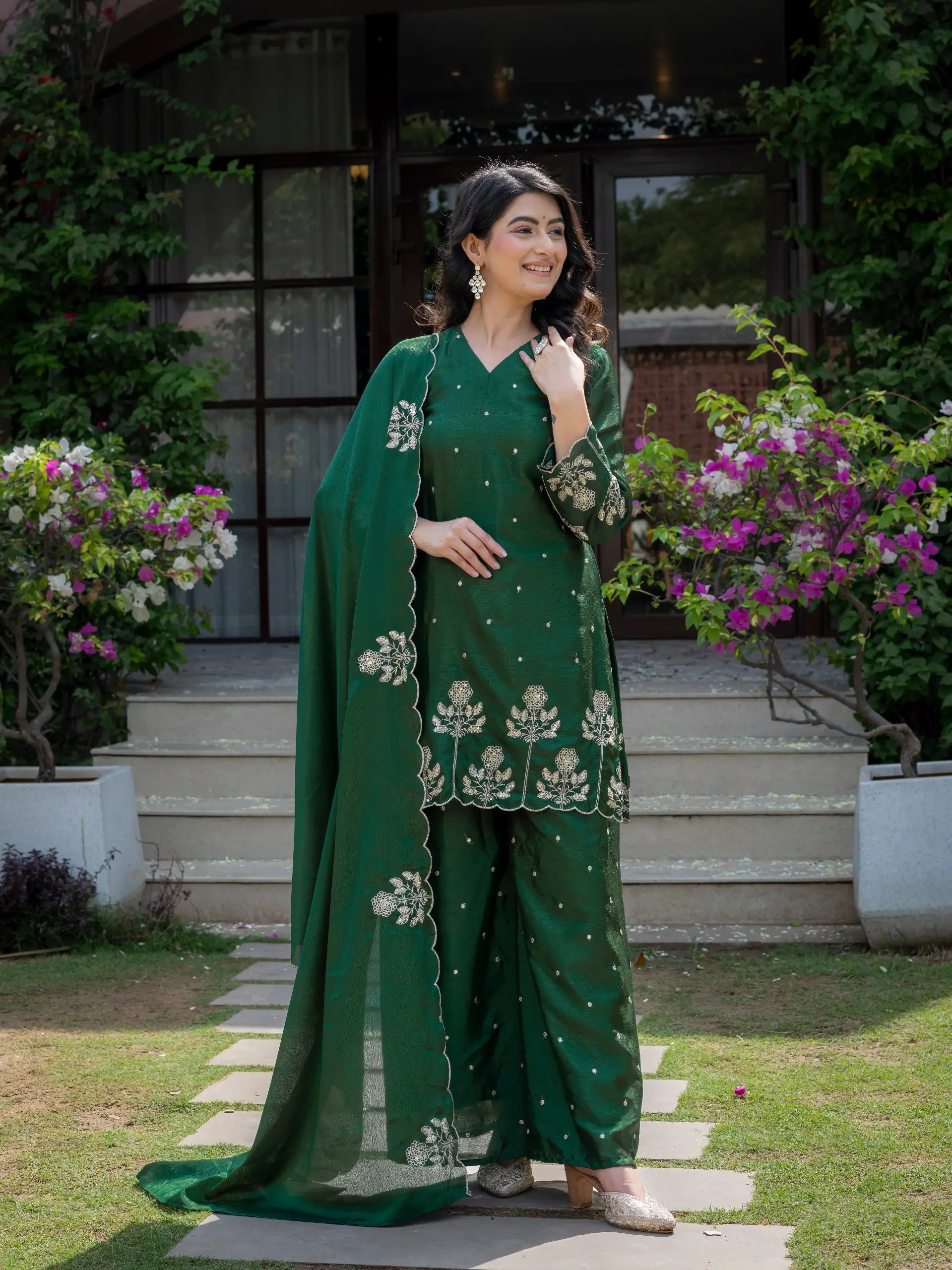 Chinnon Embroidered Kurta Set With Dupatta