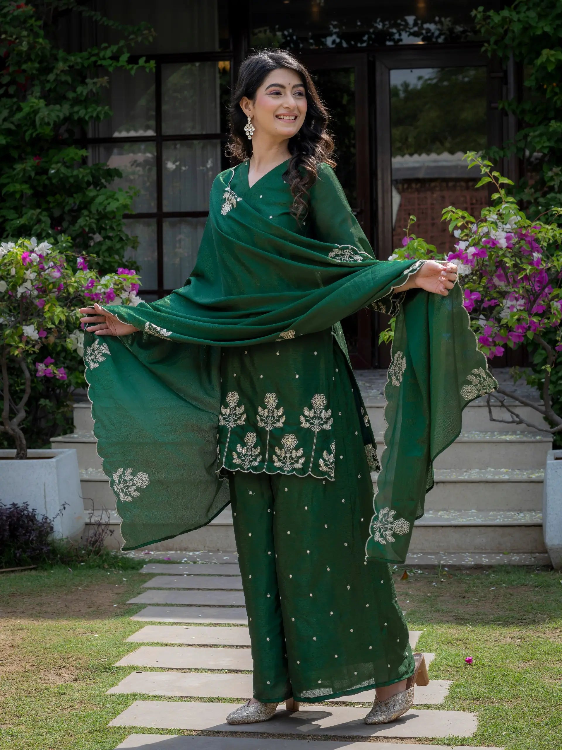Chinnon Embroidered Kurta Set With Dupatta