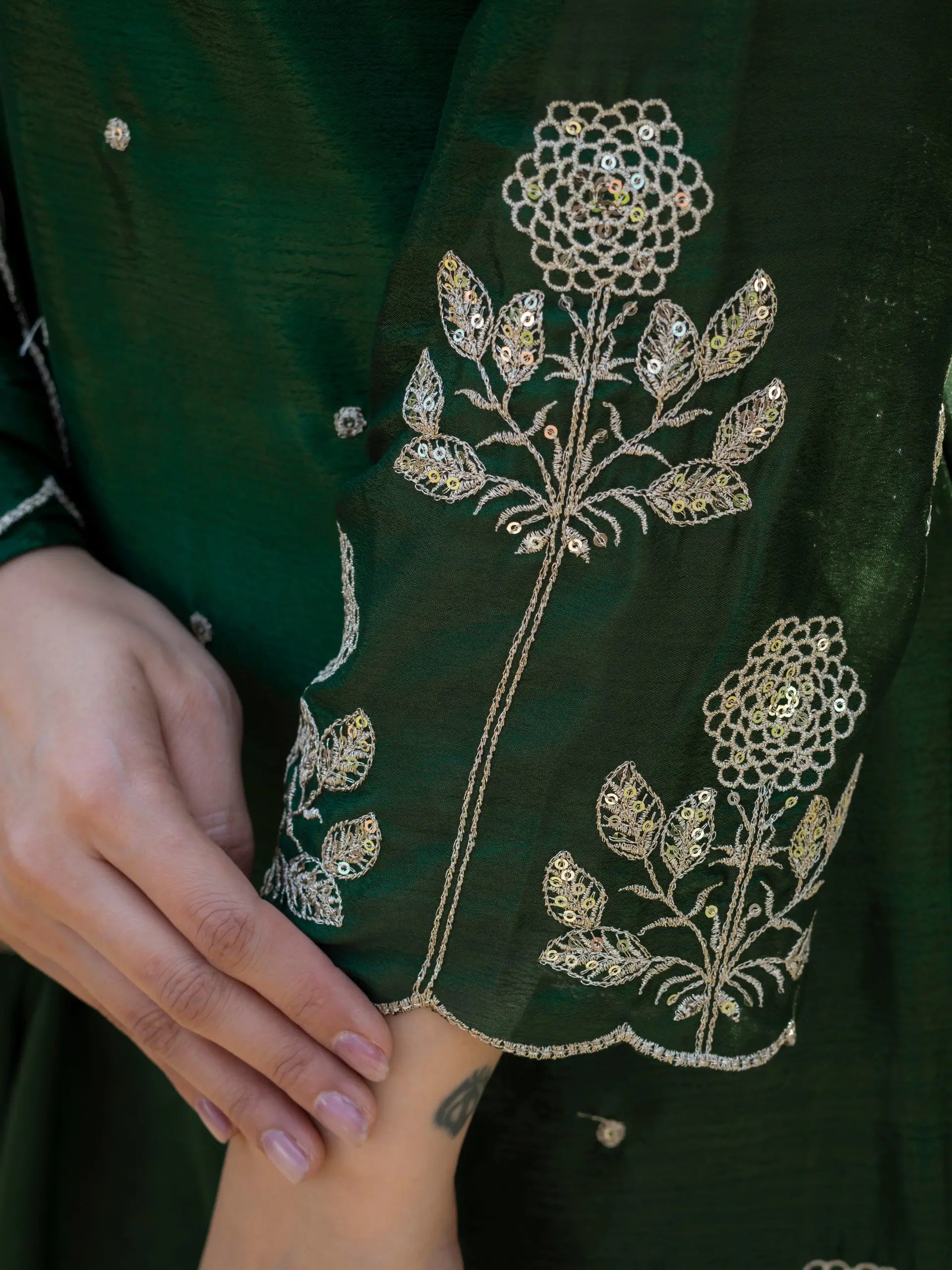 Chinnon Embroidered Kurta Set With Dupatta