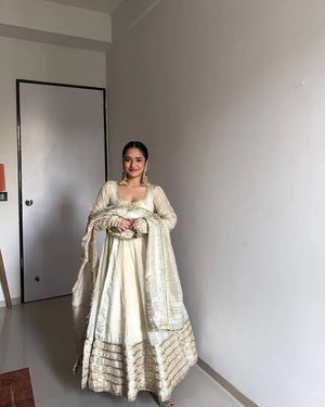 Chinon Anarkali Set with Thread & Sequin Work – Pink & White