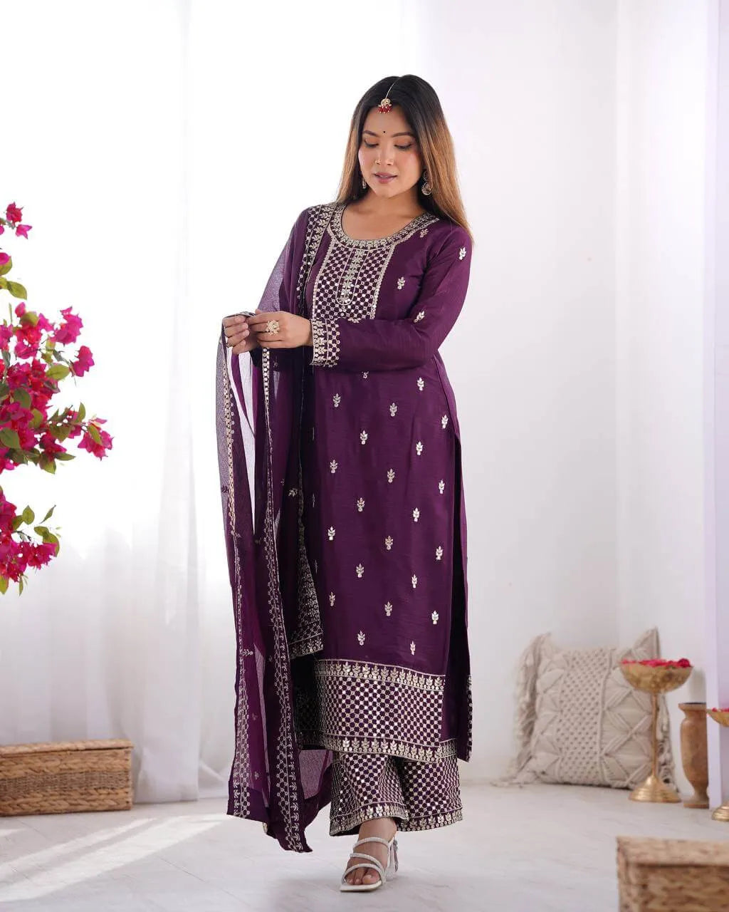 Chinon Silk Embroidered Kurta Set with Dupatta & Pant – Sequins and Jari Work