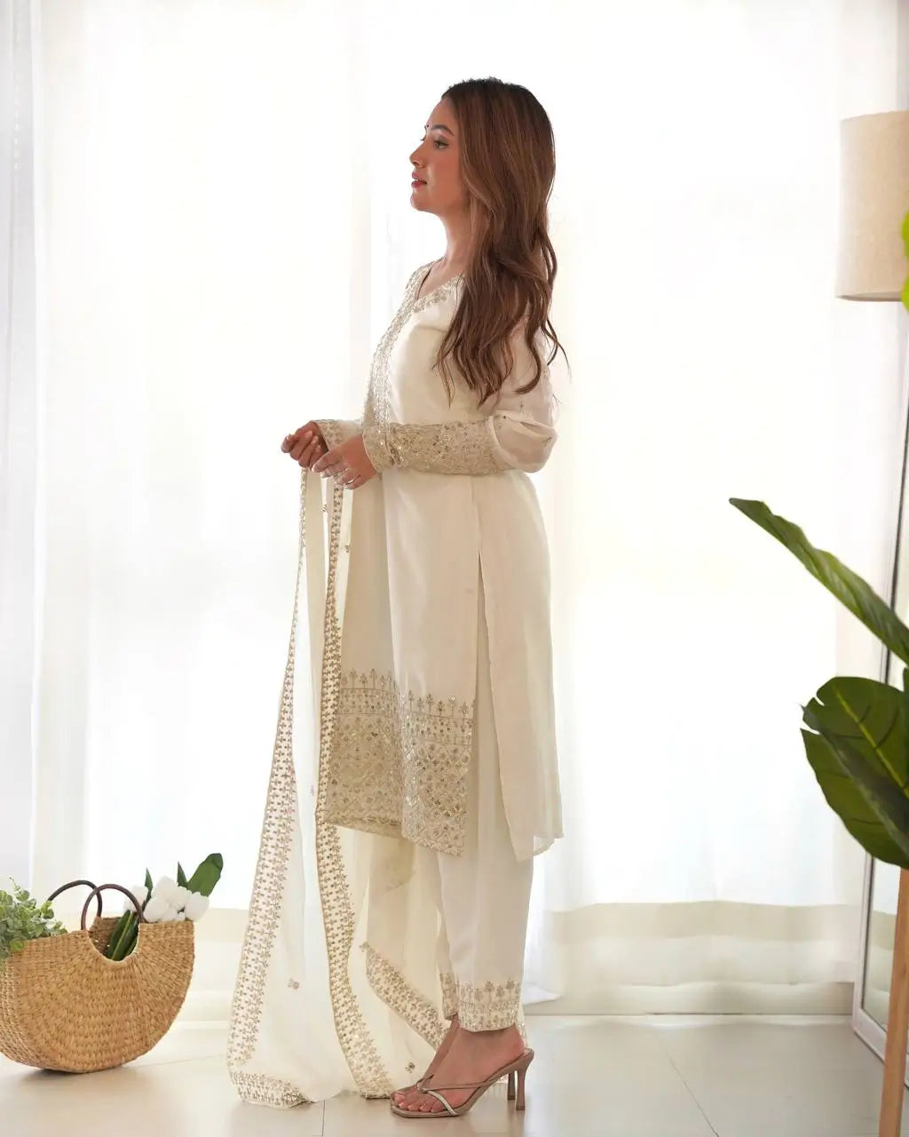 Chinon Silk Embroidered Kurta Set with Dupatta & Pant – Sequins and Jari Work