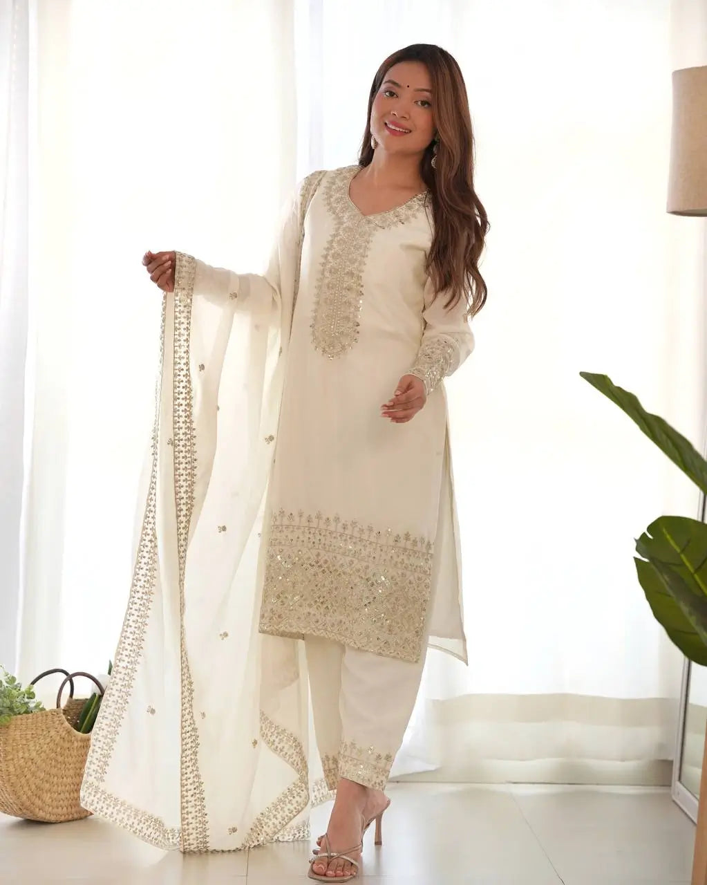 Chinon Silk Embroidered Kurta Set with Dupatta & Pant – Sequins and Jari Work