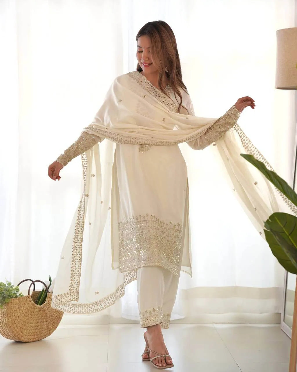 Chinon Silk Embroidered Kurta Set with Dupatta & Pant – Sequins and Jari Work