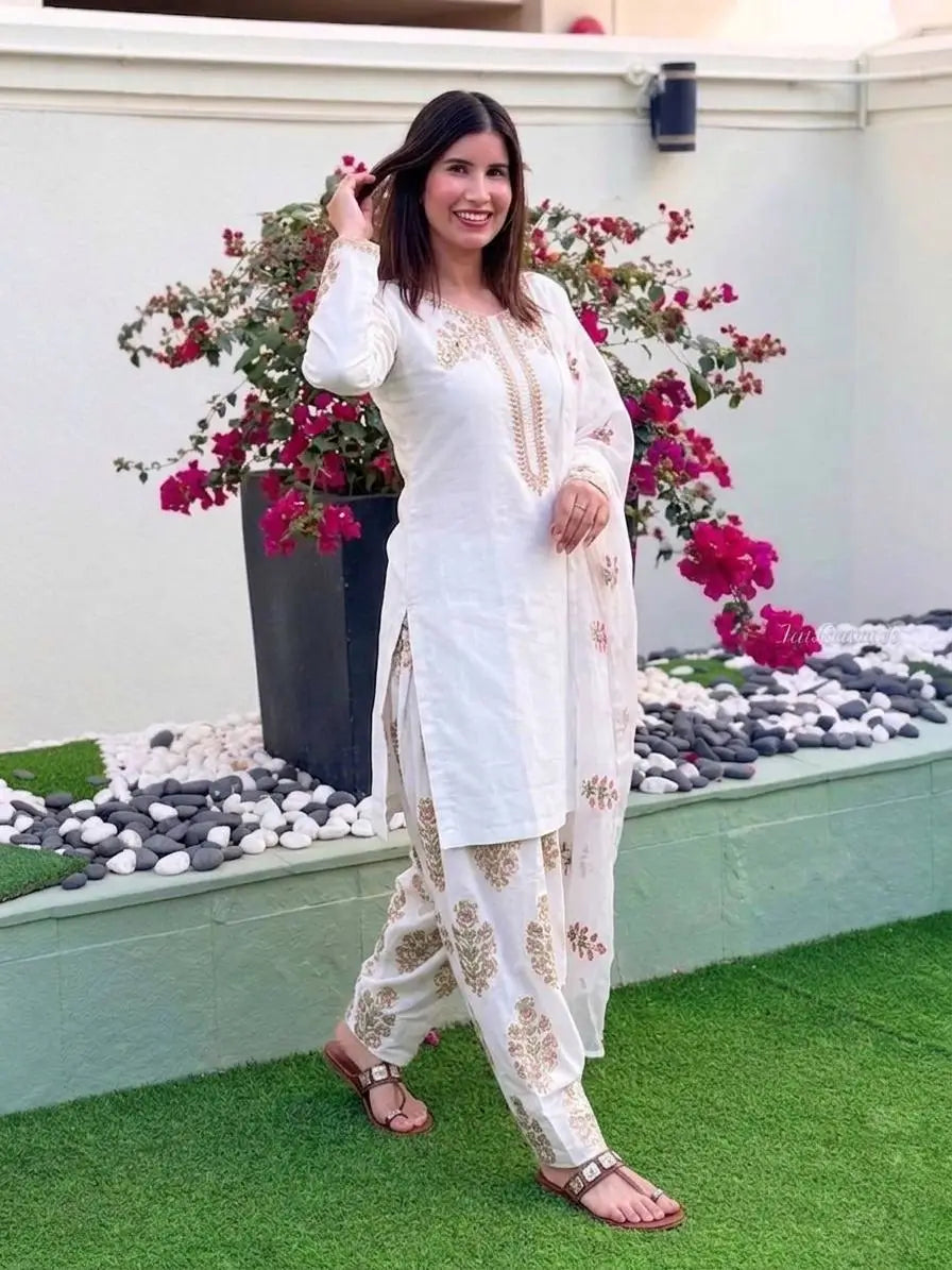 Classic Embroidered Silk Kurta Farshi Set for Festive and Traditional Wear