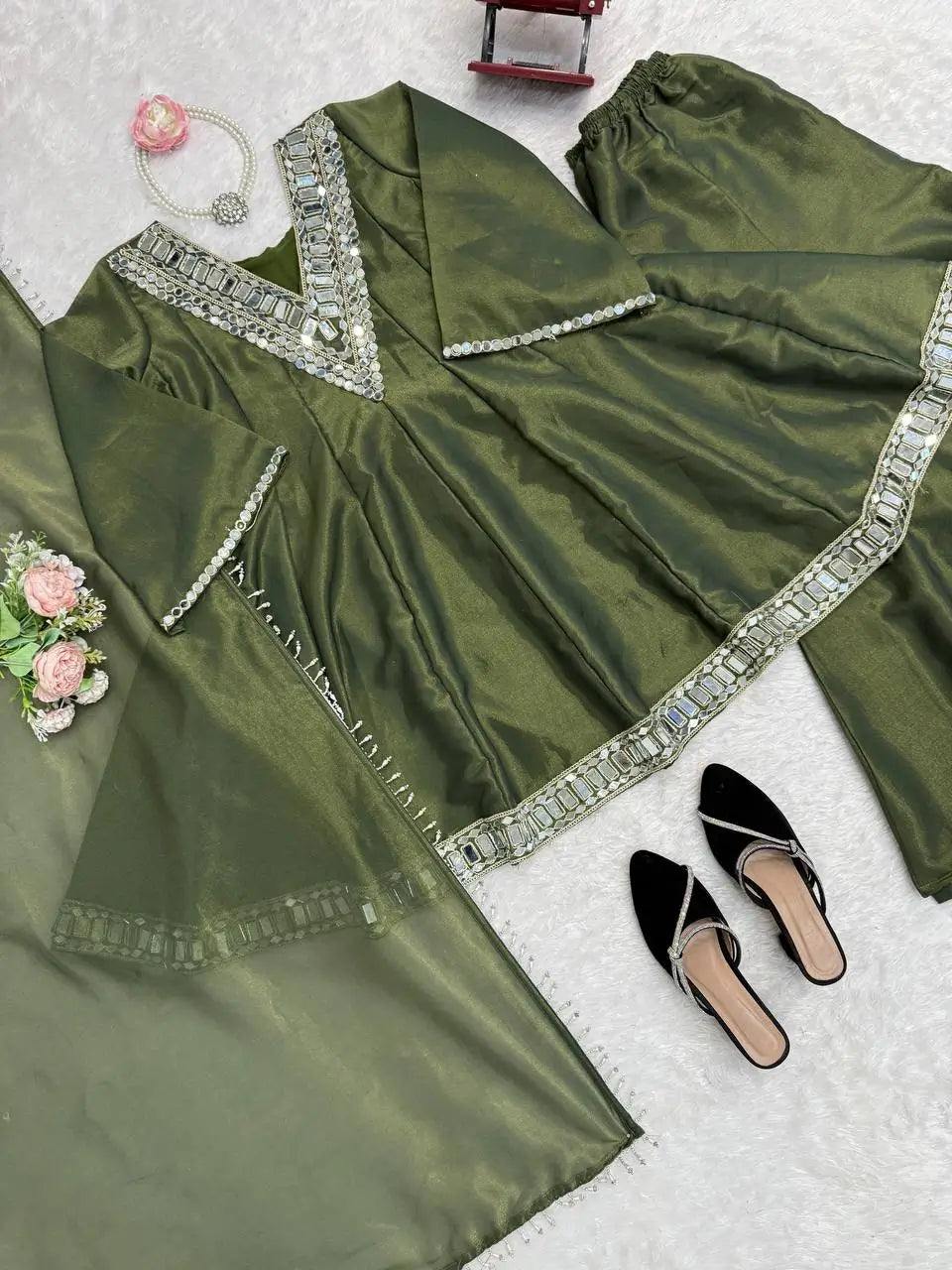 Cosmos Fabric Mirror Work Plazo Suit Set