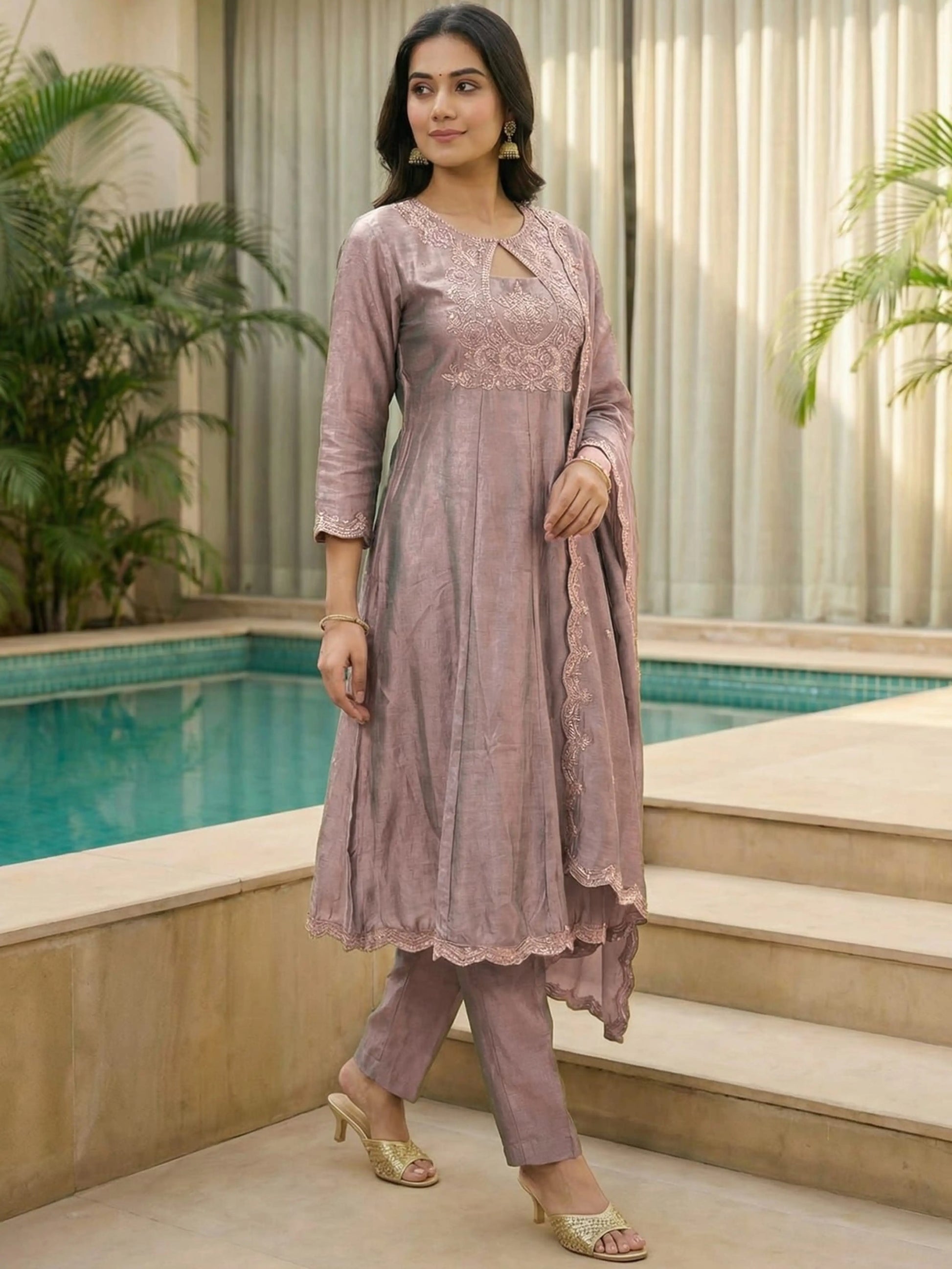 Dusty Mauve Keyhole Kurta Set