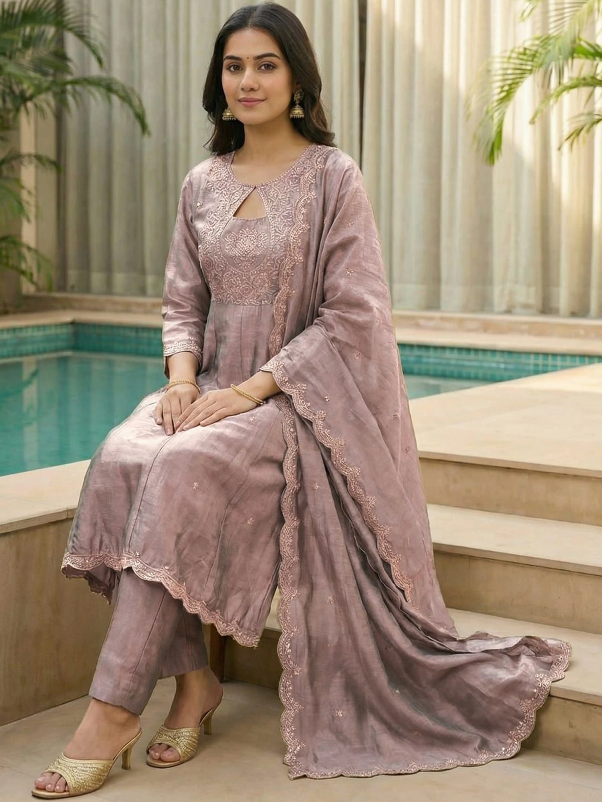 Dusty Mauve Keyhole Kurta Set