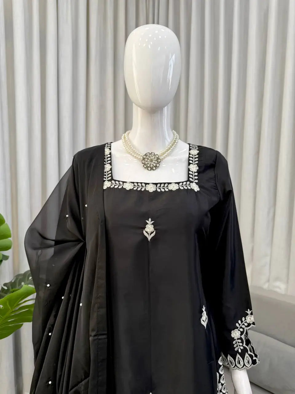 Elegant Black Crepe Palazzo Suit Set for Festive and Wedding Wear
