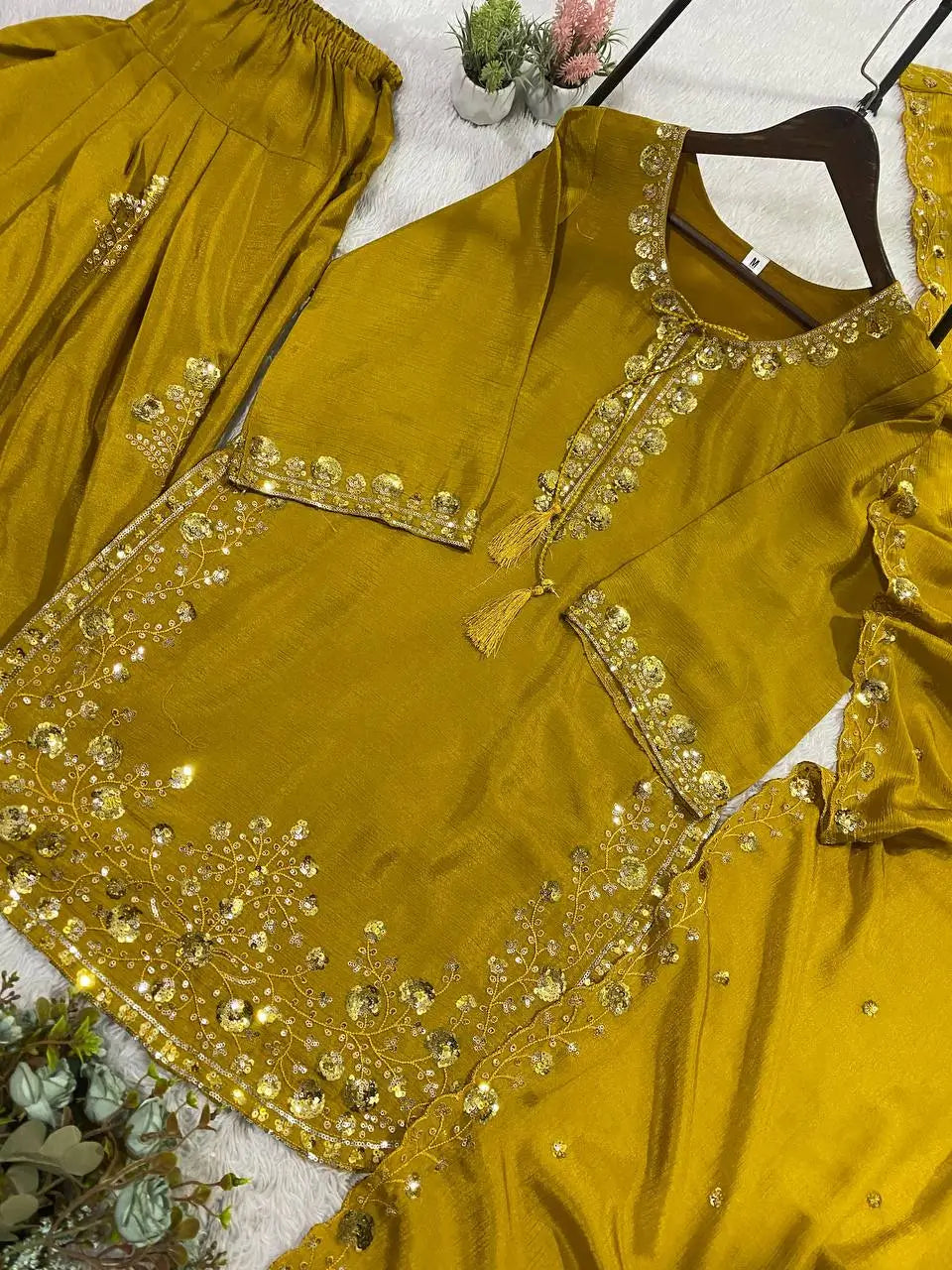 Elegant Chinon Farshi Suit Set for Festive and Wedding Wear