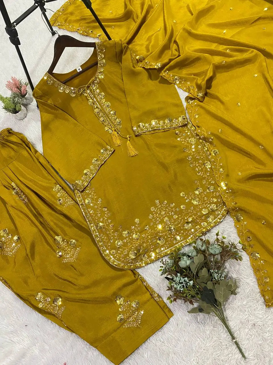 Elegant Chinon Farshi Suit Set for Festive and Wedding Wear