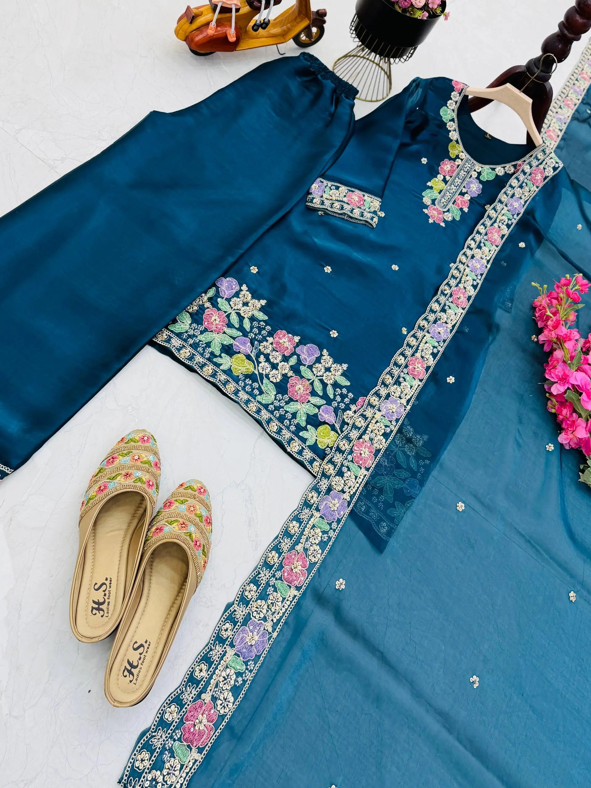 Elegant Chinon Silk Embroidered Suit Set for Festive and Wedding Wear