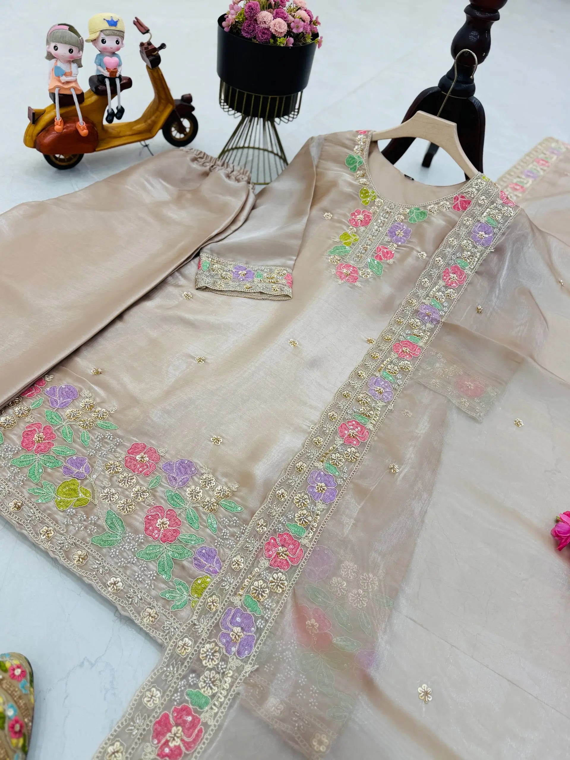 Elegant Chinon Silk Embroidered Suit Set for Festive and Wedding Wear