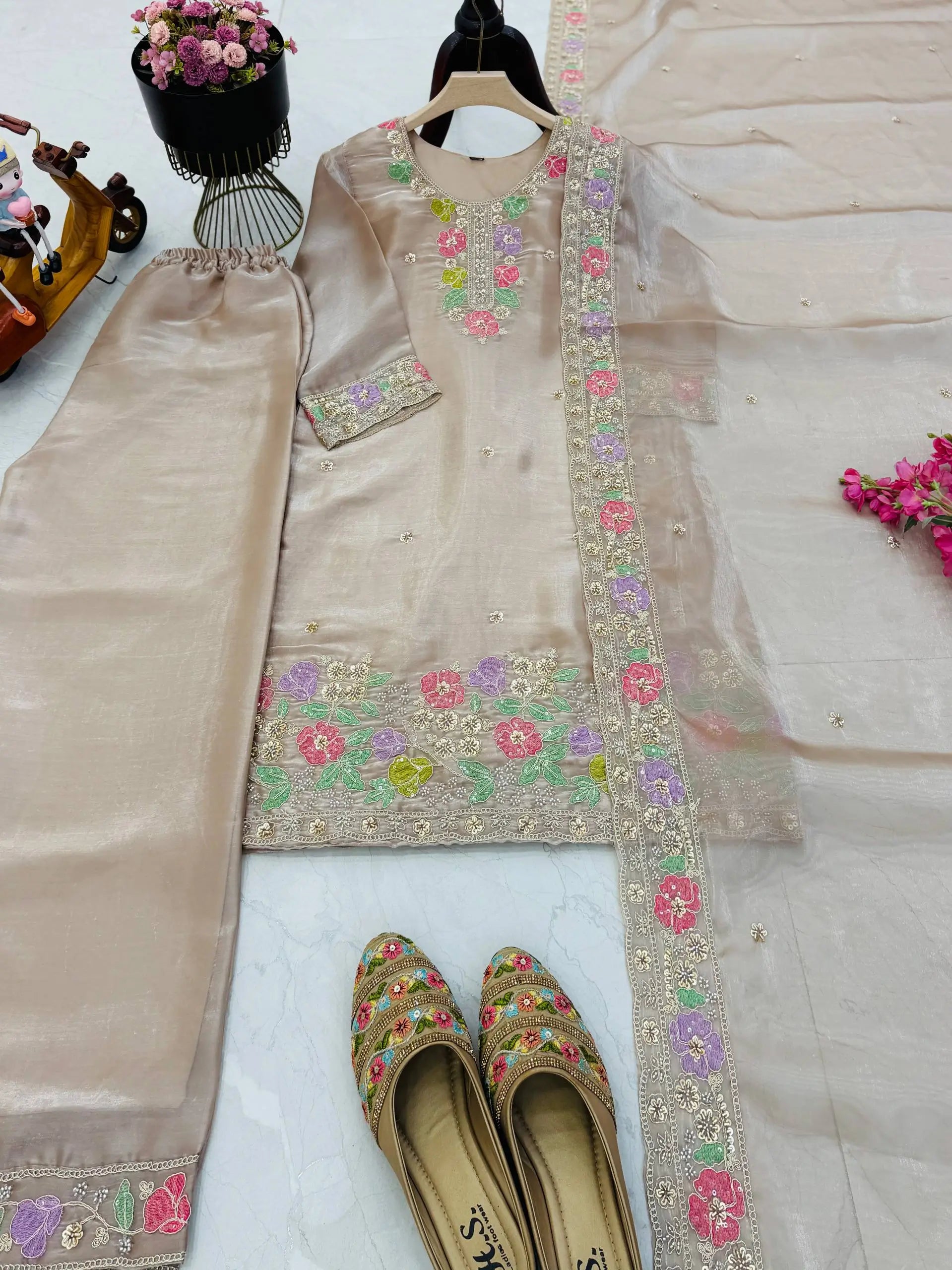 Elegant Chinon Silk Embroidered Suit Set for Festive and Wedding Wear