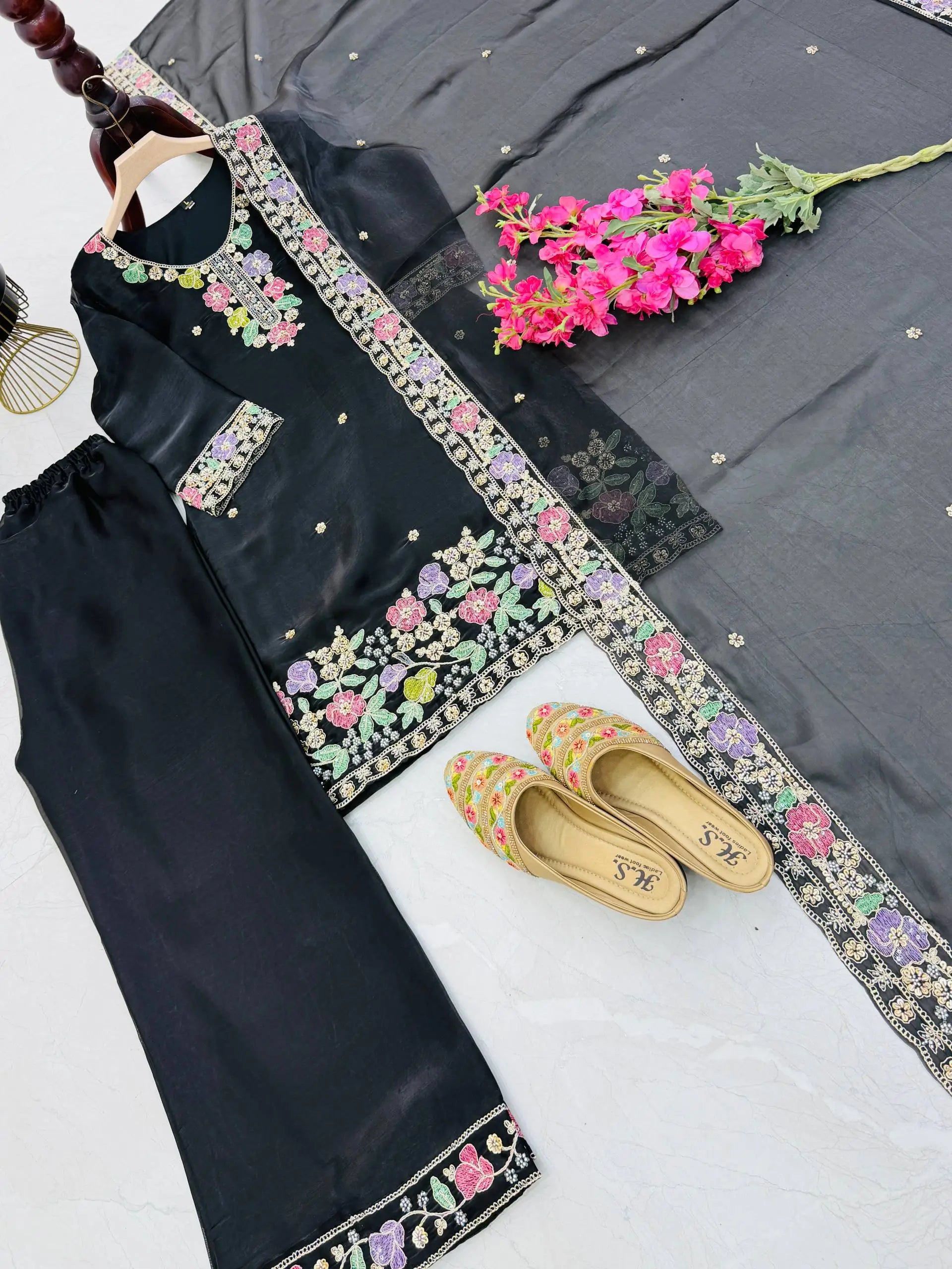 Elegant Chinon Silk Embroidered Suit Set for Festive and Wedding Wear