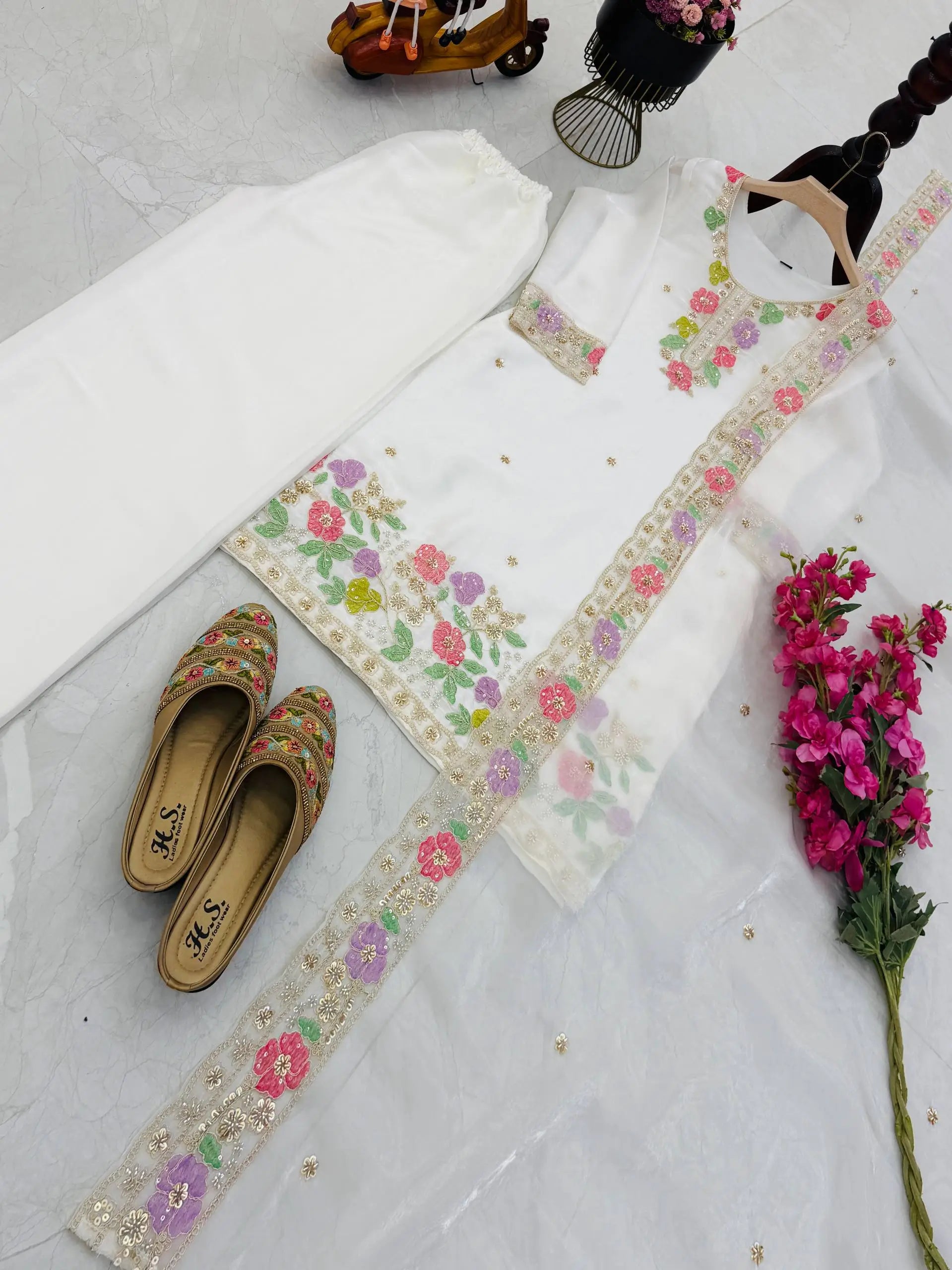Elegant Chinon Silk Embroidered Suit Set for Festive and Wedding Wear