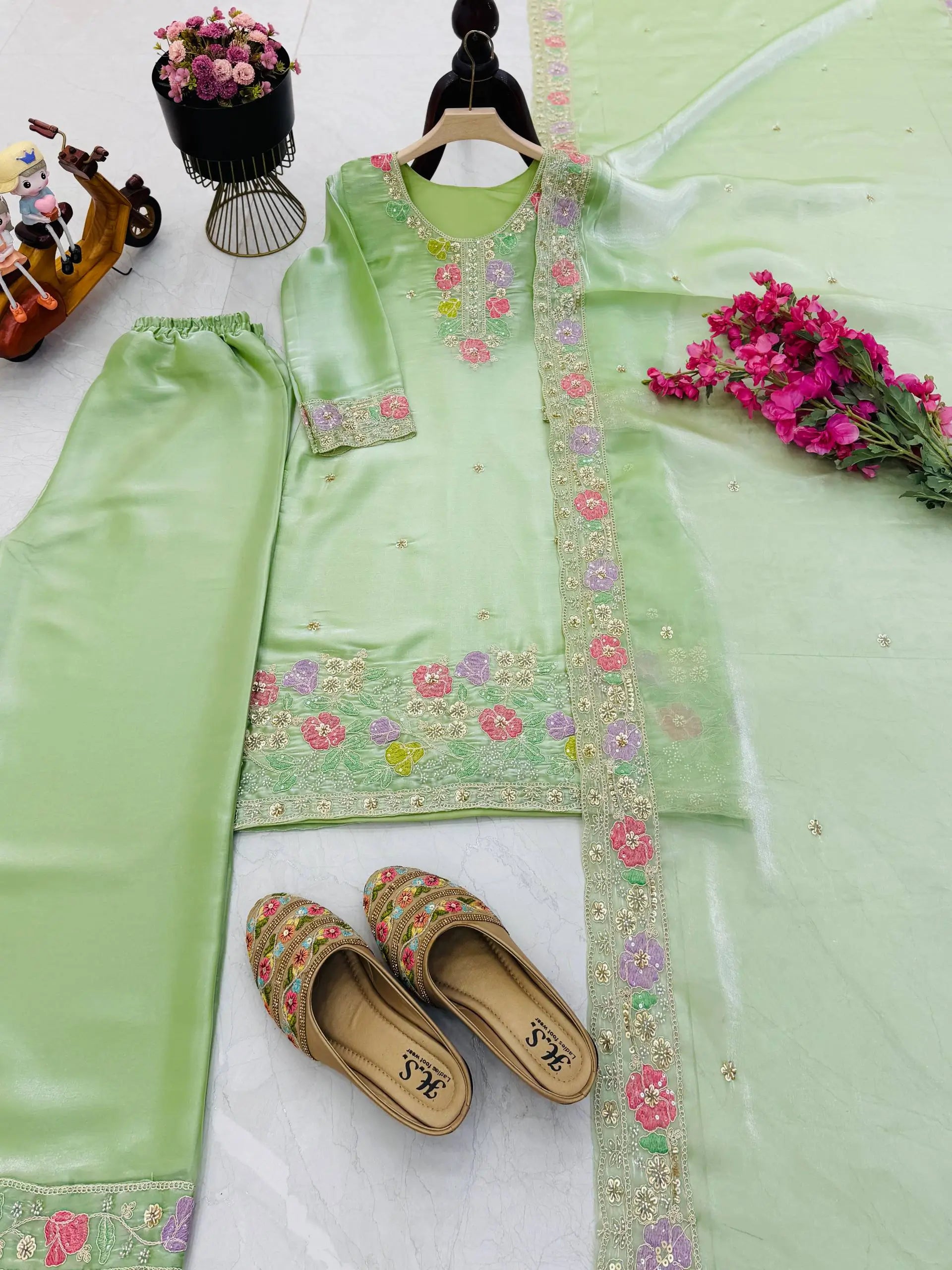 Elegant Chinon Silk Embroidered Suit Set for Festive and Wedding Wear