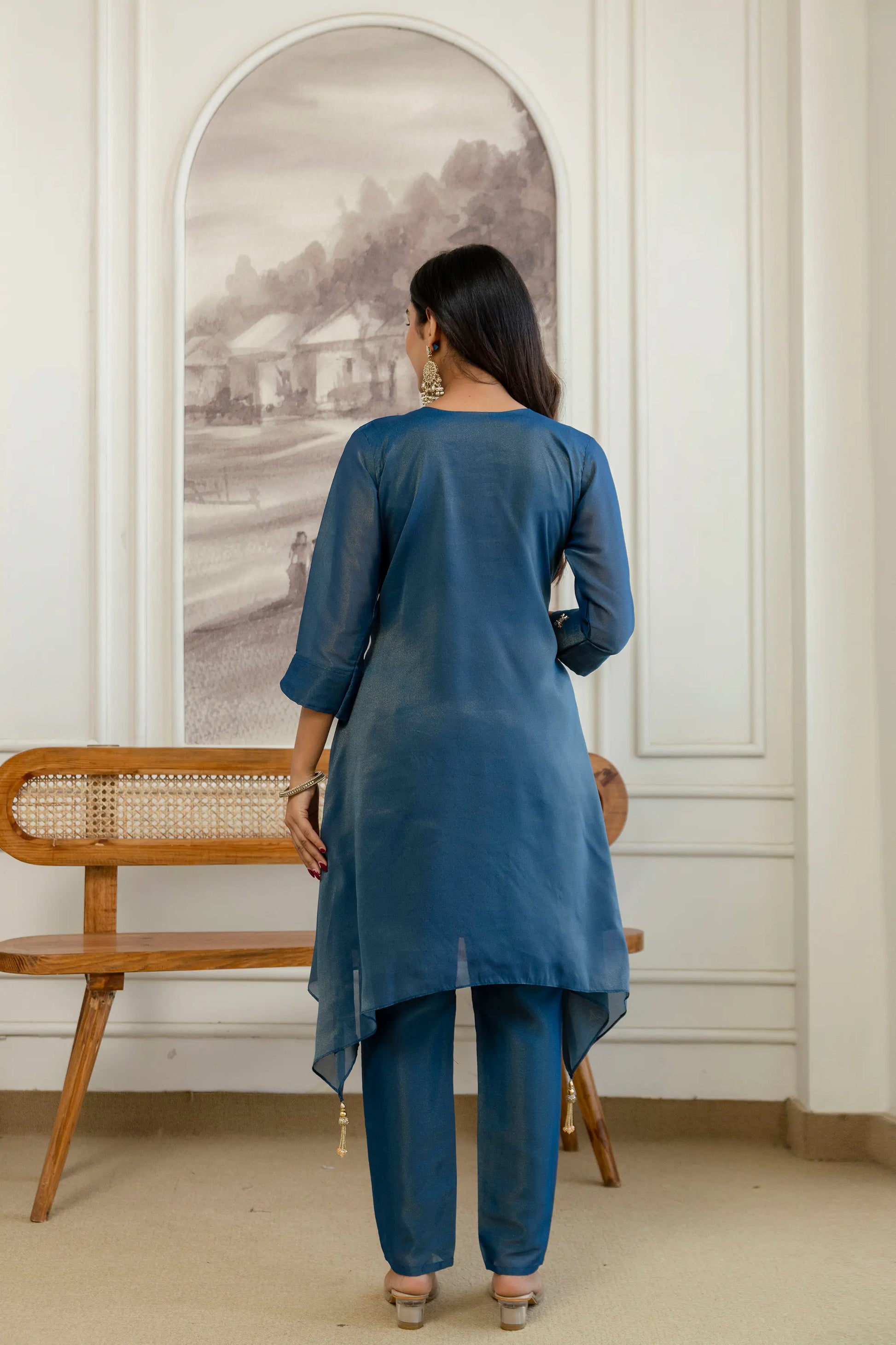 Elegant Cosmos Shimmer Kurti Pant Set for Festive and Occasion Wear