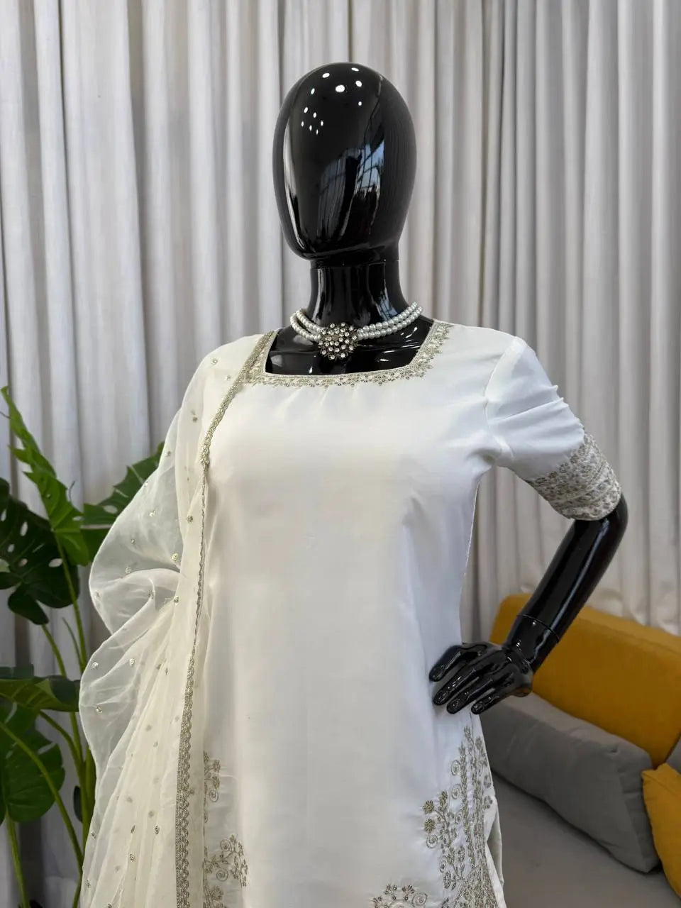 Elegant Crepe Palazzo Suit Set for Festive and Occasion Wear