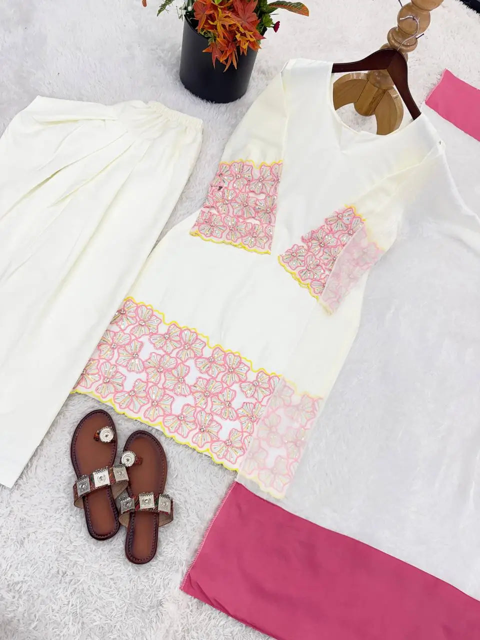 Elegant Crepe Silk Kurta Set with Handwork Lace for Festive and Occasion Wear