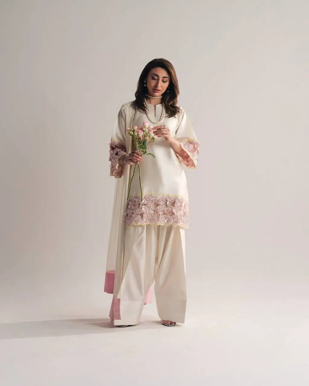 Elegant Crepe Silk Kurta Set with Handwork Lace for Festive and Occasion Wear