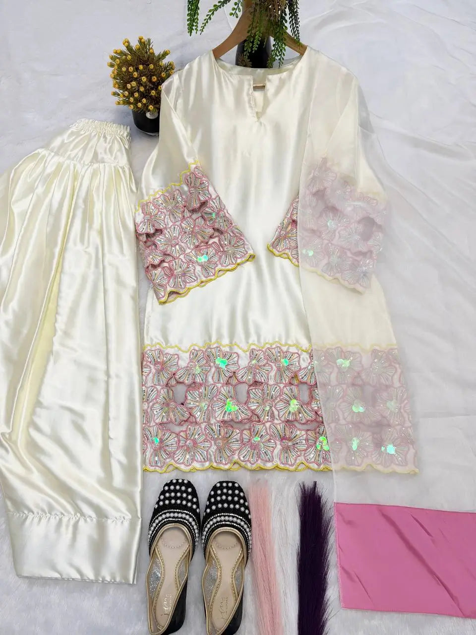 Elegant Crepe Silk Kurta Set with Moti Handwork and Organza Dupatta for Festive Wear