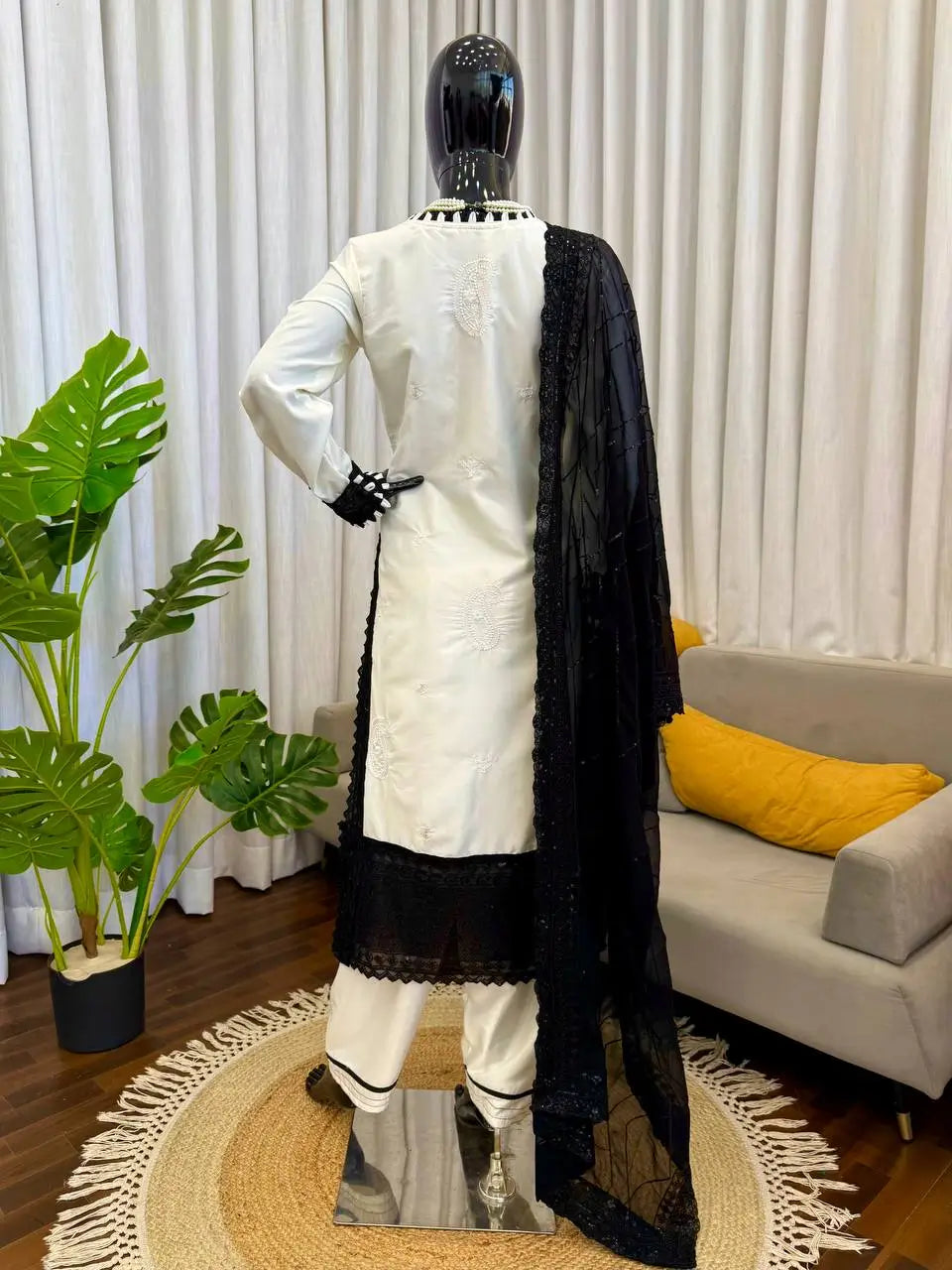 Elegant Crepe Straight Suit Set for Festive and Office Wear