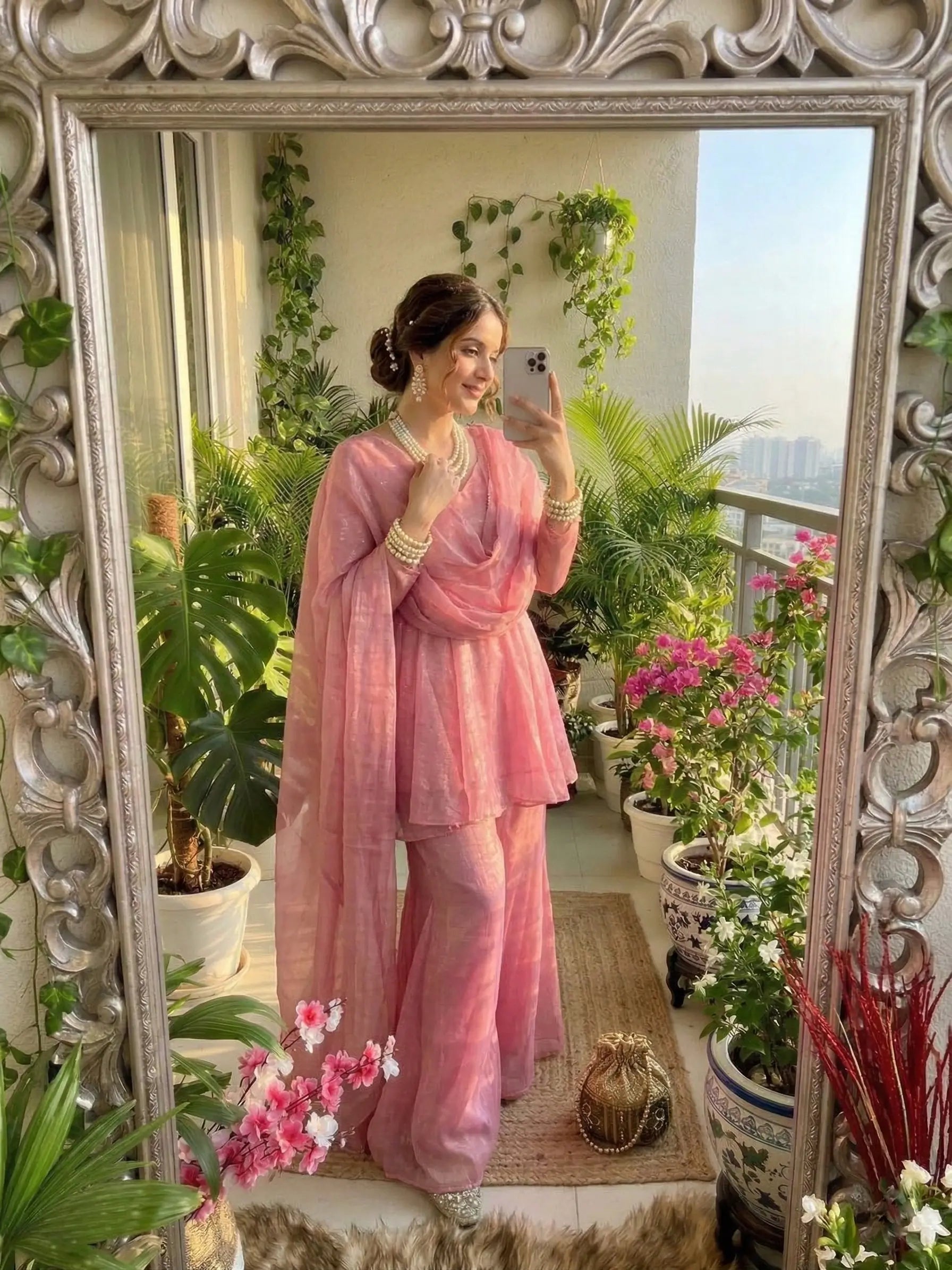 Elegant Crunchy Silk Suit Set for Festive and Occasion Wear