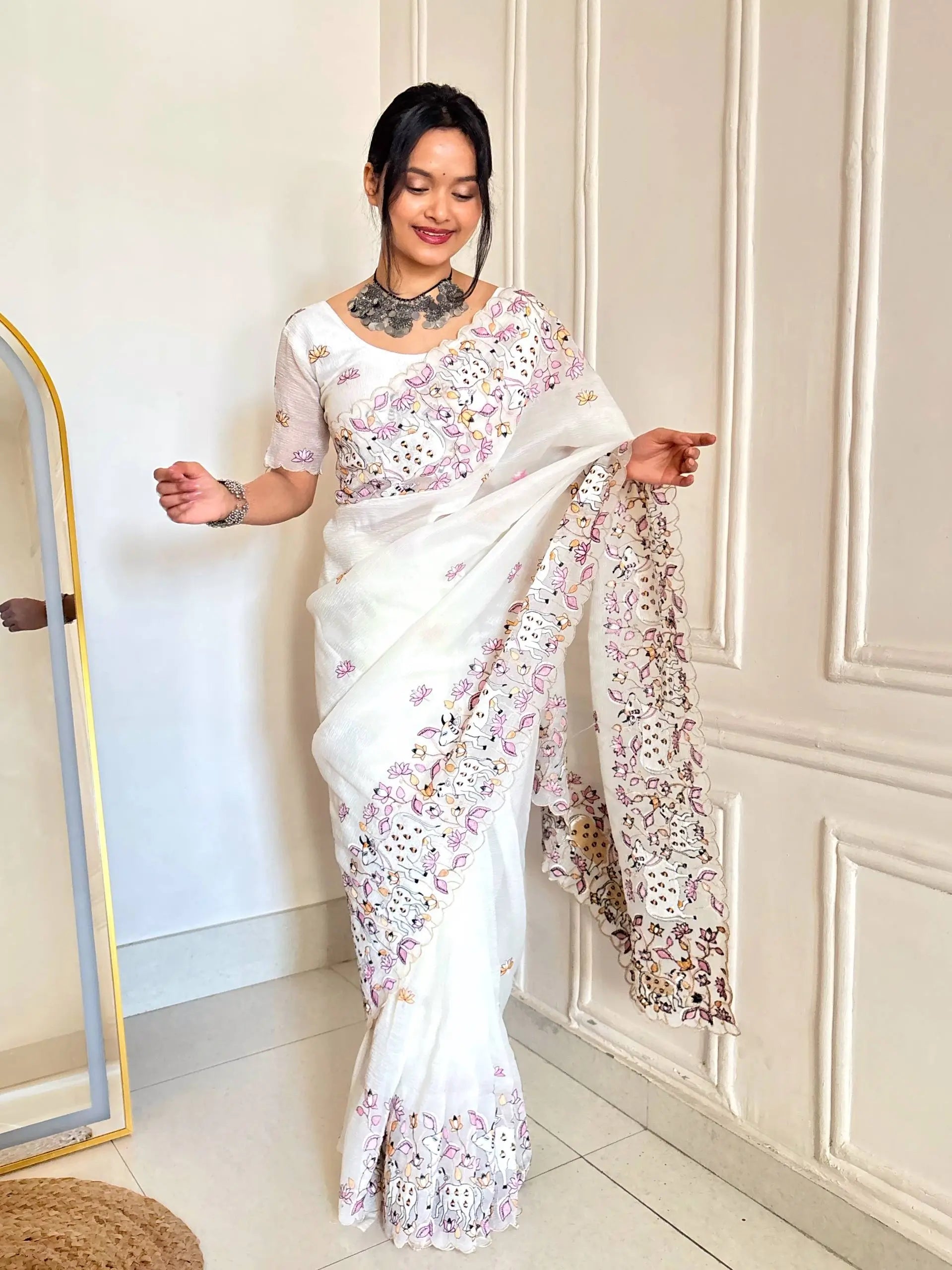 Elegant Crush Saree with Indian style Embroidery for Festive and Party Wear