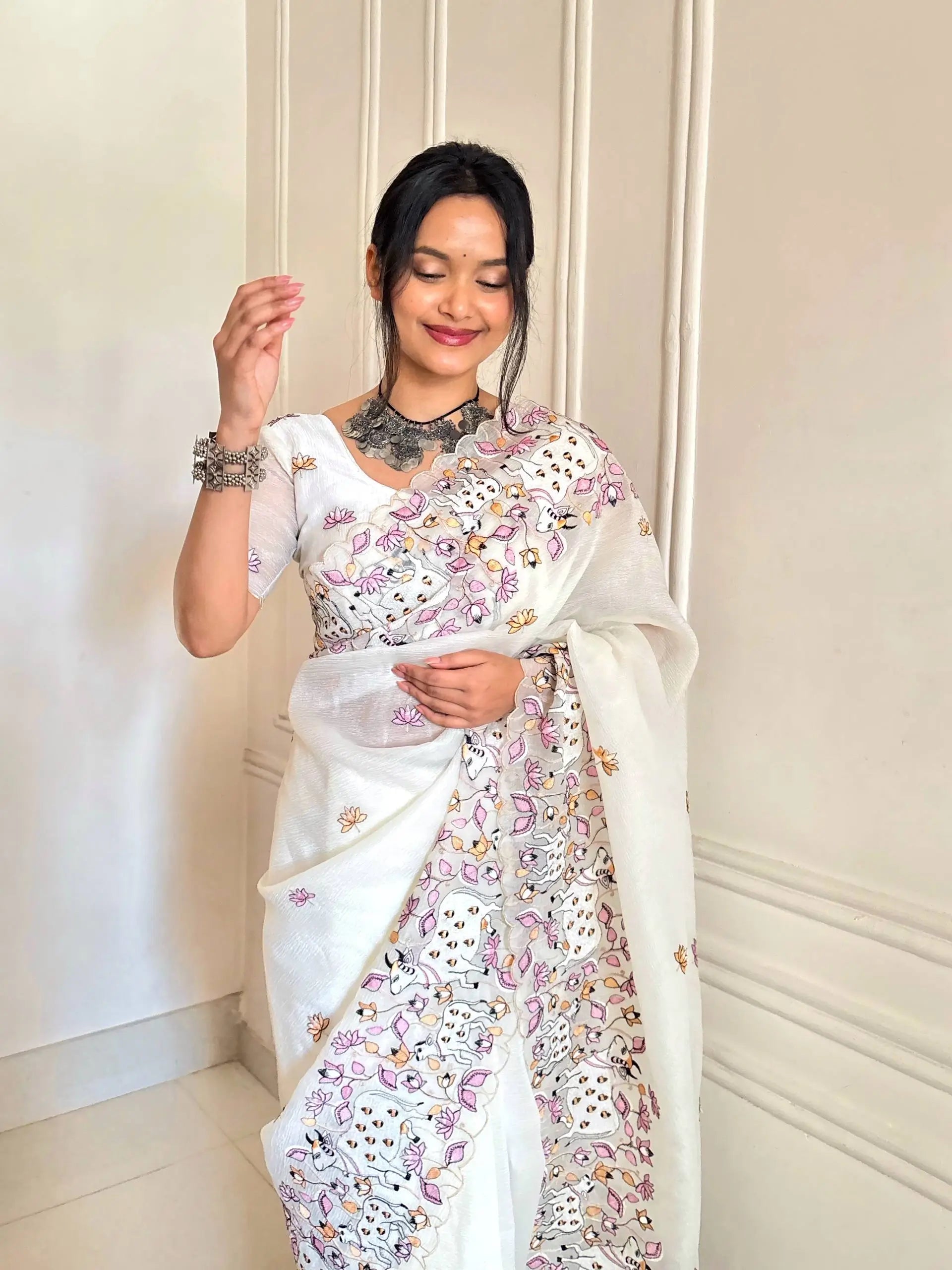 Elegant Crush Saree with Indian style Embroidery for Festive and Party Wear