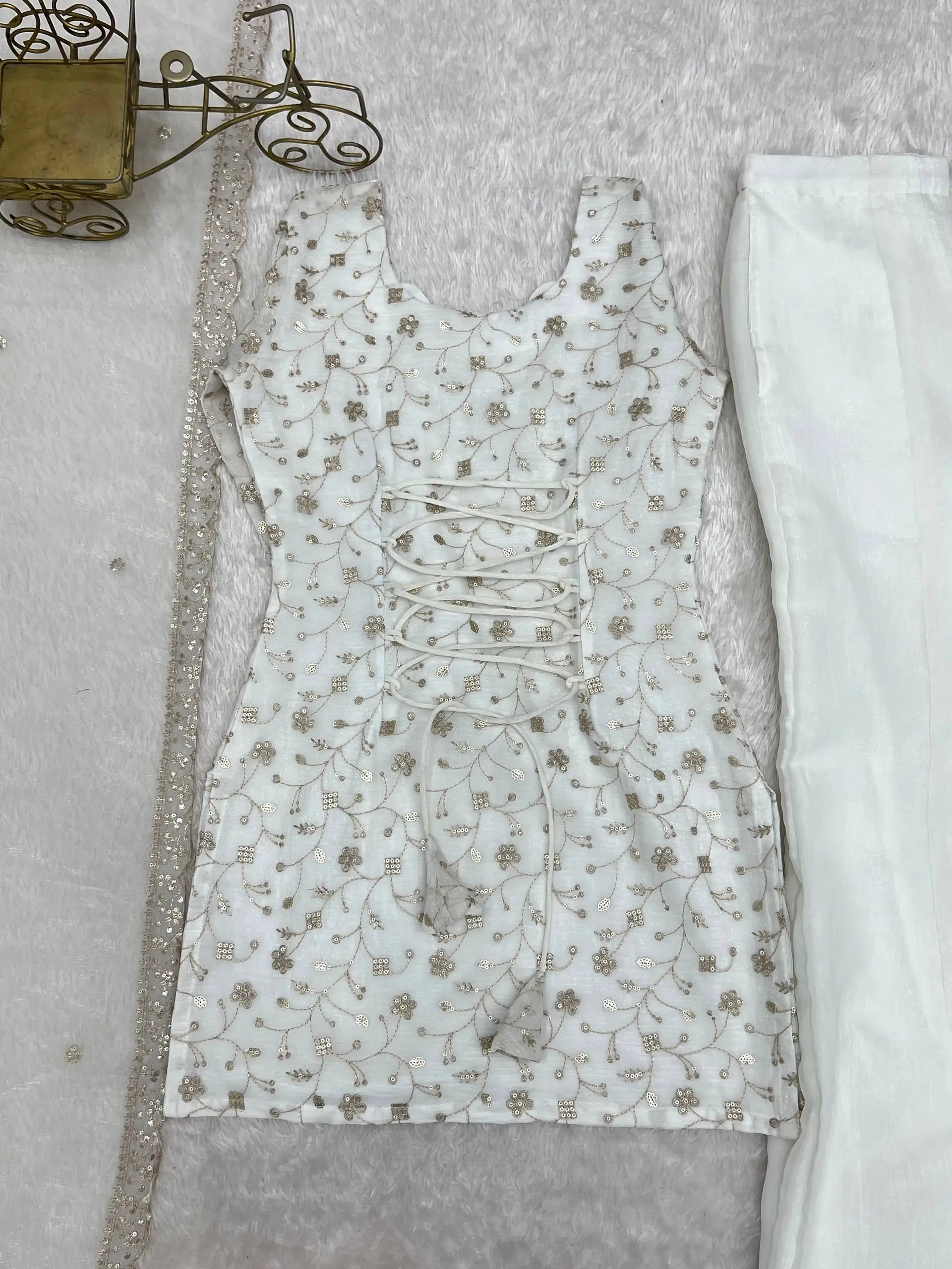 Elegant Embroidered Co Ord Suit Set for Festive and Family Occasions